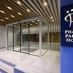Pharae Palace فندق 4*
