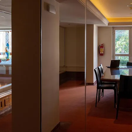 Pharae Palace מלון קלמאטה
