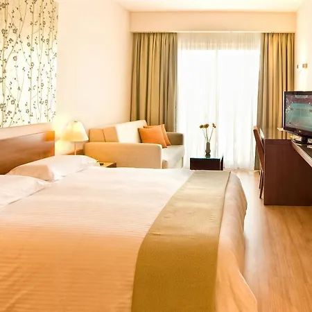 Pharae Palace Hotel 4*