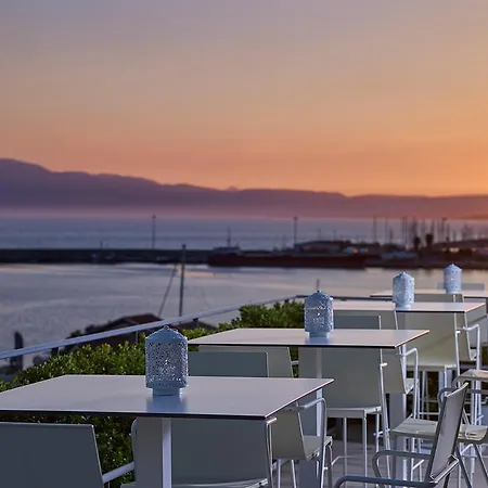 Hotel Pharae Palace