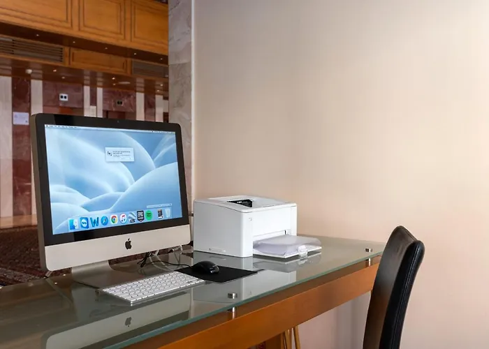 Отель Pharae Palace 4*