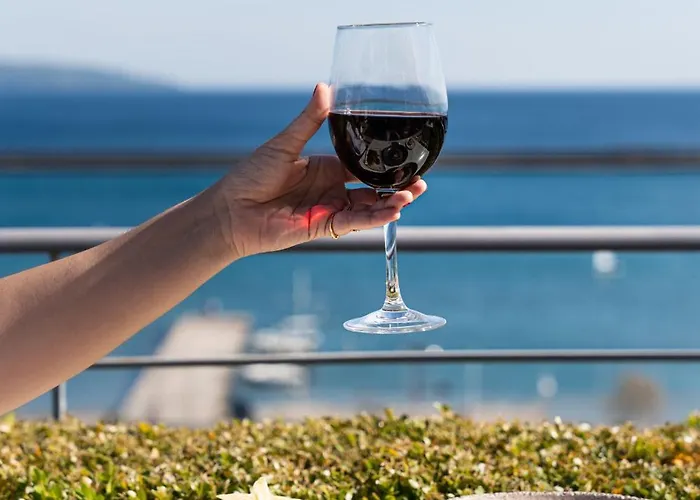 Pharae Palace Отель