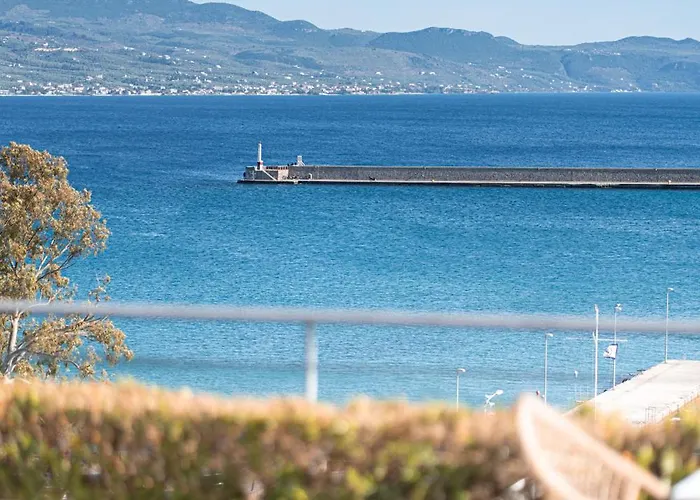 Pharae Palace 4* Каламата