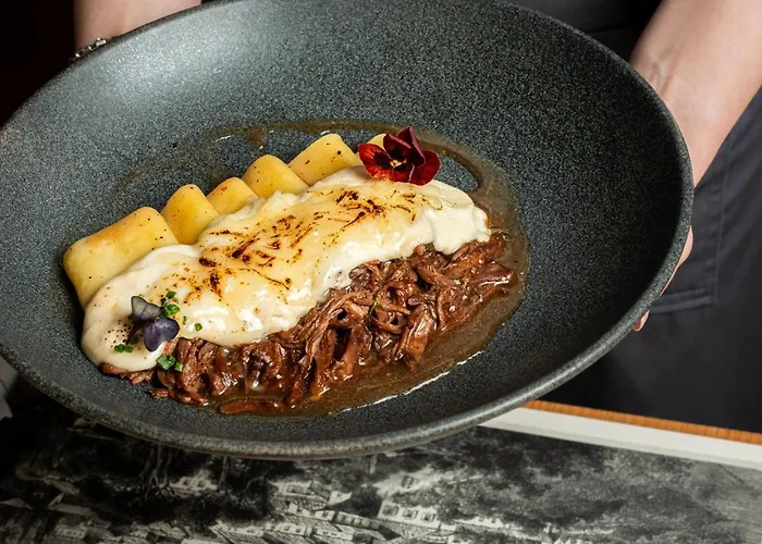 Pharae Palace Каламата