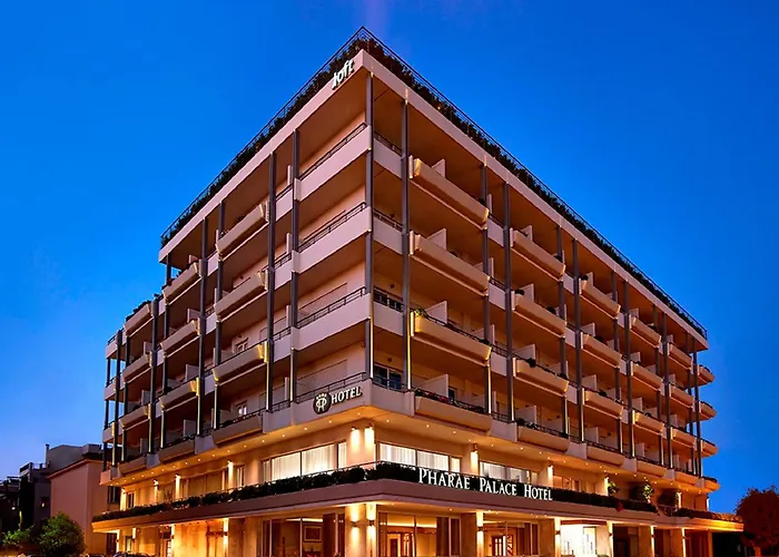 Отель Pharae Palace 4*